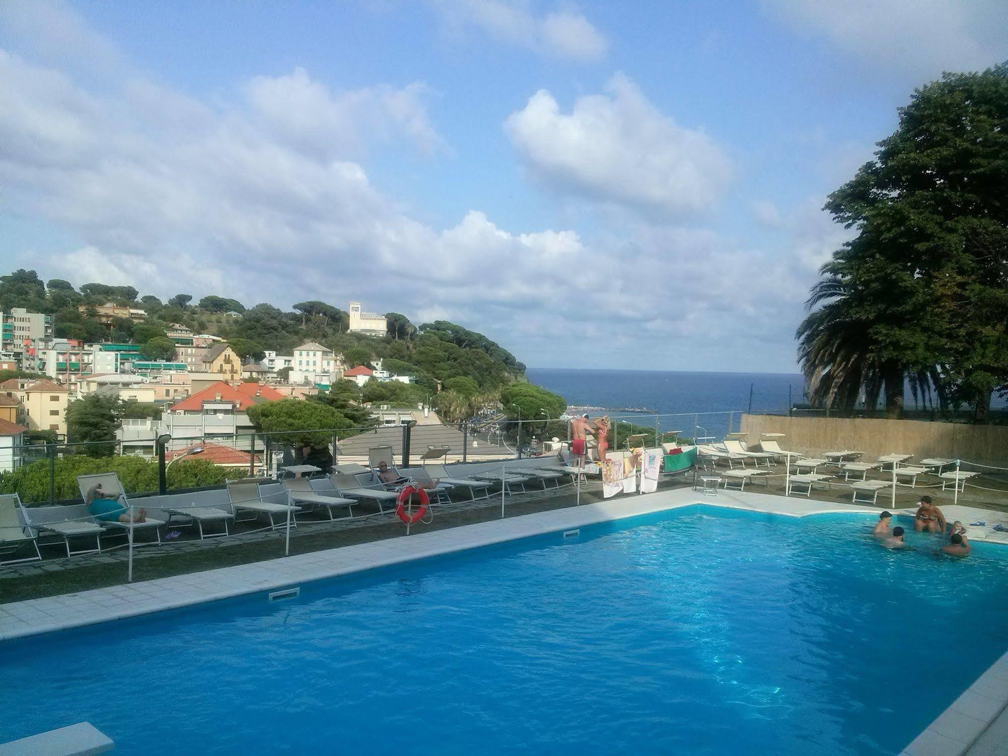 Hotel Villa Adele Celle Ligure Luaran gambar