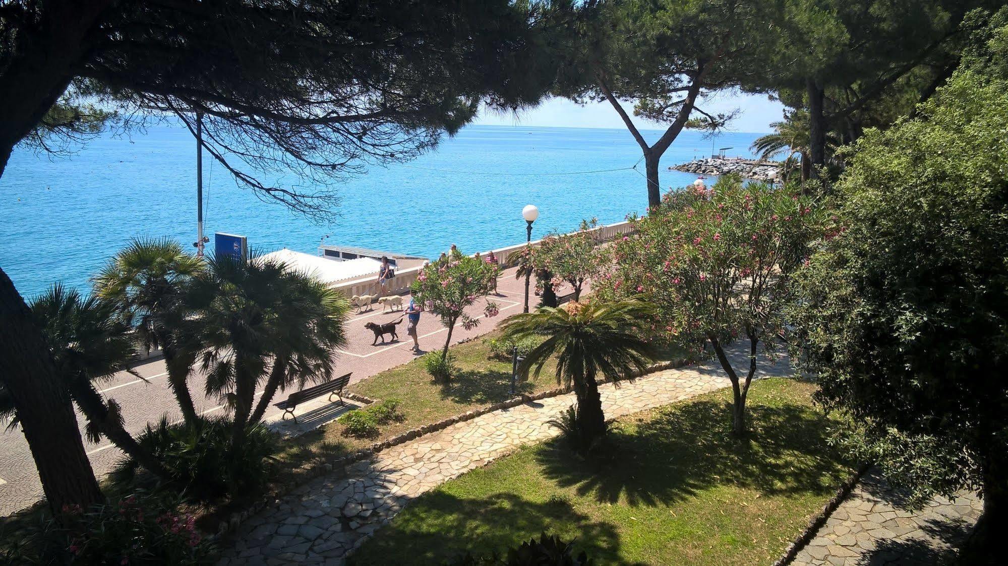 Hotel Villa Adele Celle Ligure Luaran gambar